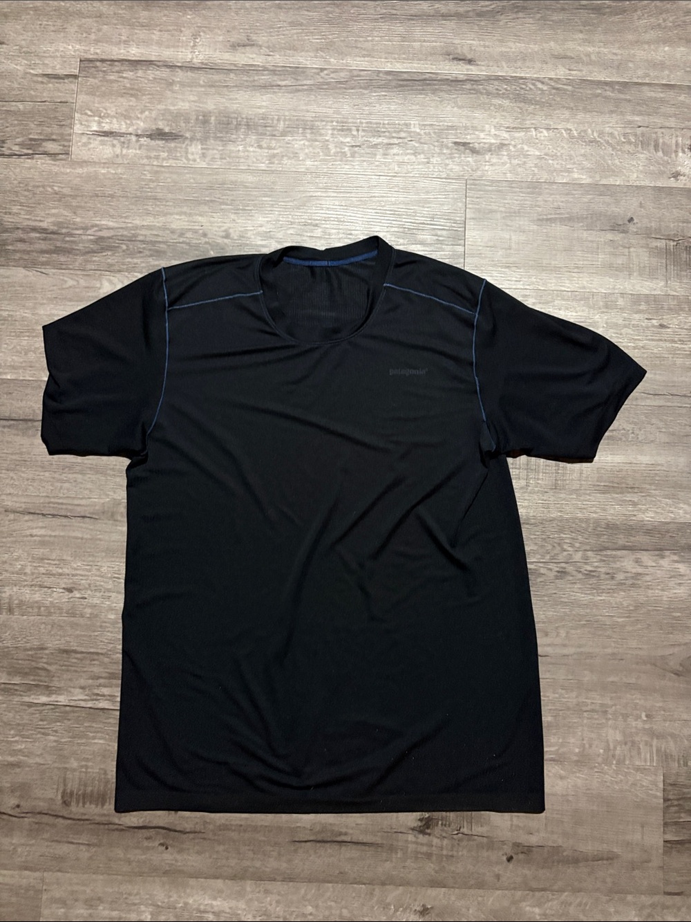 Men’s Patagonia T Shirt L